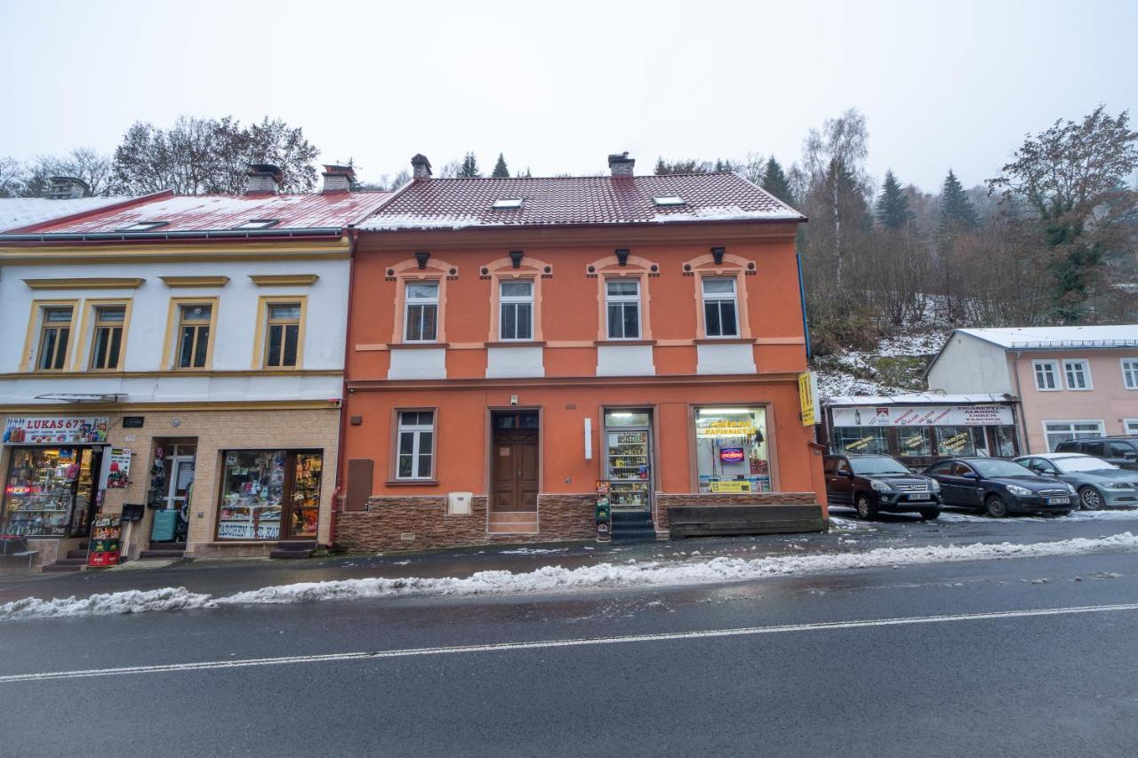 Apartman U Ljuby Jáchymov Zewnętrze zdjęcie